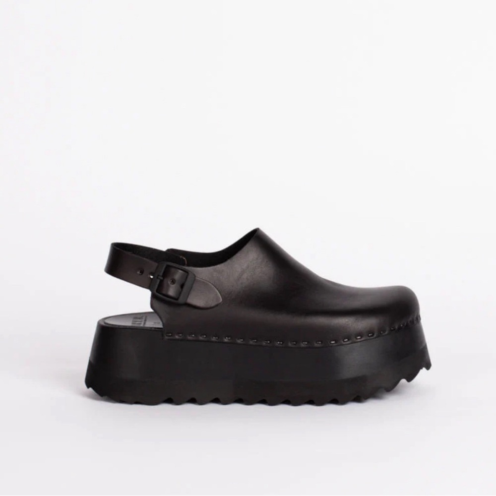Bryr Chonk Clog Tegan Bootie 38